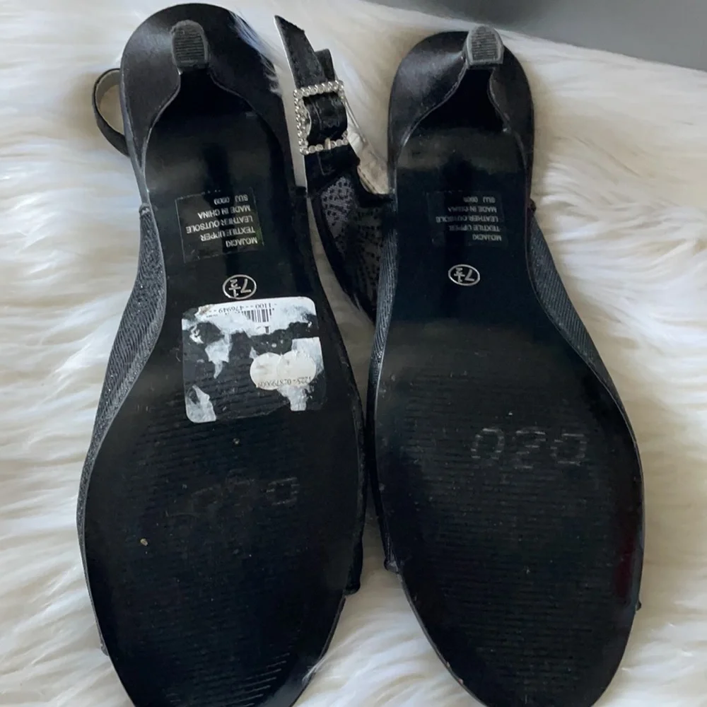 Open Toe Heels - Picture 5 of 7